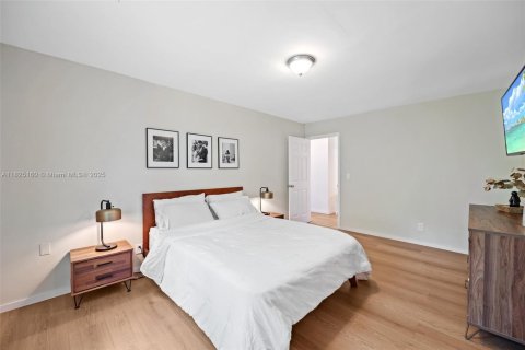 Villa ou maison à vendre à Fort Lauderdale, Floride: 3 chambres, 131.55 m2 № 1794164 - photo 13