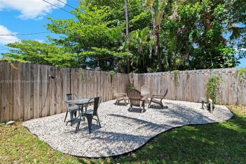 Villa ou maison à vendre à Fort Lauderdale, Floride: 3 chambres, 131.55 m2 № 1794164 - photo 23