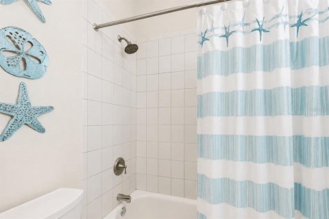 Townhouse in Clearwater, Florida 3 bedrooms, 210.8 sq.m. № 2220533 - photo 23