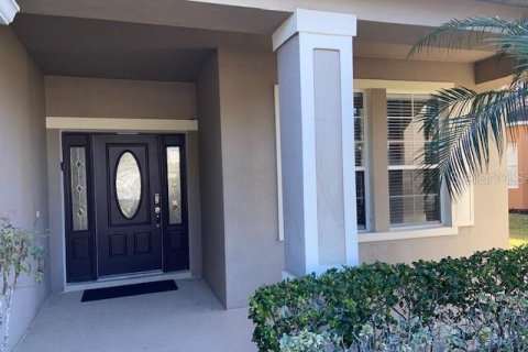 House in Davenport, Florida 5 bedrooms, 299.24 sq.m. № 1555700 - photo 2
