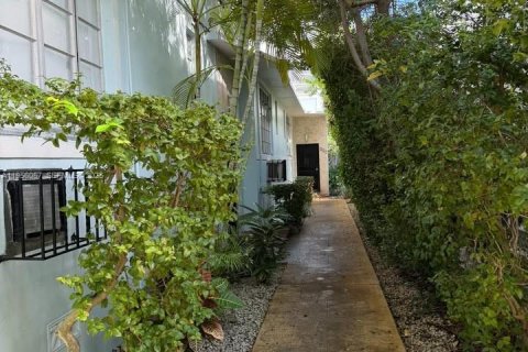 Copropriété à louer à Miami Beach, Floride: 1 chambre, 59.92 m2 № 2011128 - photo 4