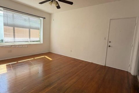 Copropriété à louer à Miami Beach, Floride: 1 chambre, 59.92 m2 № 2011128 - photo 21