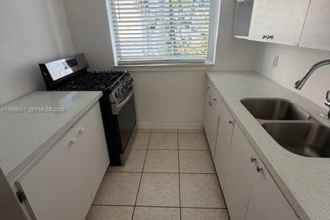 Copropriété à louer à Miami Beach, Floride: 1 chambre, 59.92 m2 № 2011128 - photo 7