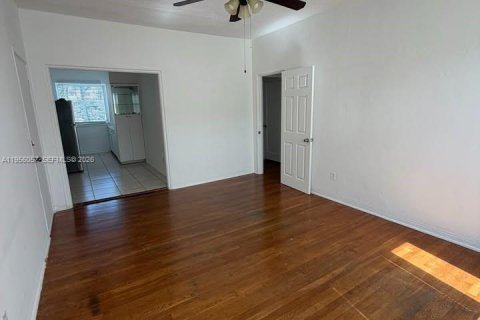 Copropriété à louer à Miami Beach, Floride: 1 chambre, 59.92 m2 № 2011128 - photo 12