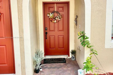 Condo in Tamarac, Florida, 3 bedrooms  № 1971158 - photo 11