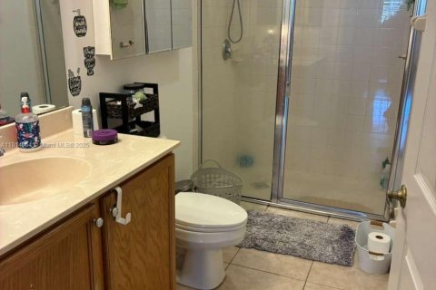 Condo in Tamarac, Florida, 3 bedrooms  № 1971158 - photo 6