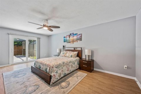 Casa en venta en Tampa, Florida, 4 dormitorios, 180.04 m2 № 1874024 - foto 15