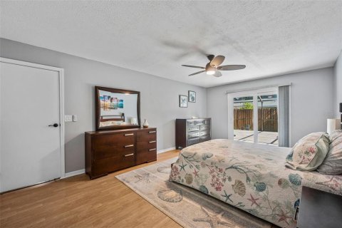 Casa en venta en Tampa, Florida, 4 dormitorios, 180.04 m2 № 1874024 - foto 16