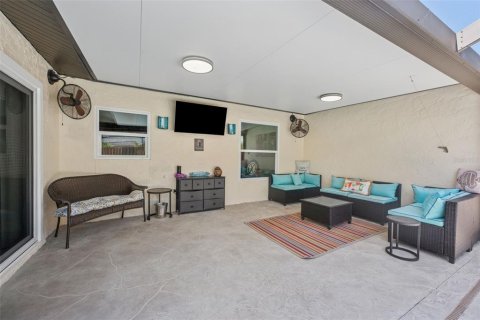 Casa en venta en Tampa, Florida, 4 dormitorios, 180.04 m2 № 1874024 - foto 30