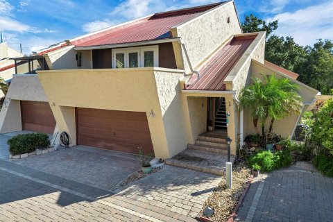 Villa ou maison à Winter Haven, Floride 2 chambres, 189.99 m2 № 2135227
