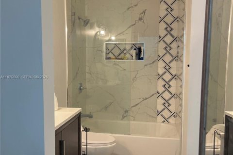 Casa en alquiler en Pembroke Pines, Florida, 3 dormitorios, 100.06 m2 № 2041459 - foto 20