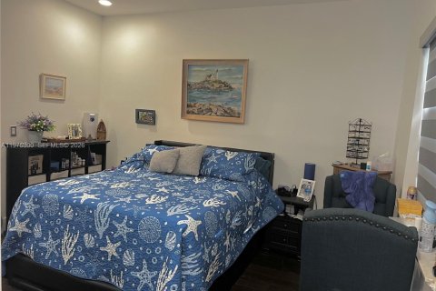 Casa en alquiler en Pembroke Pines, Florida, 3 dormitorios, 100.06 m2 № 2041459 - foto 14