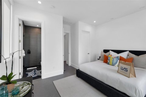 Casa en venta en Fort Lauderdale, Florida, 5 dormitorios, 552.77 m2 № 2194955 - foto 21