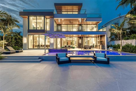 Casa en Fort Lauderdale, Florida 5 dormitorios, 552.77 m2 № 2194955