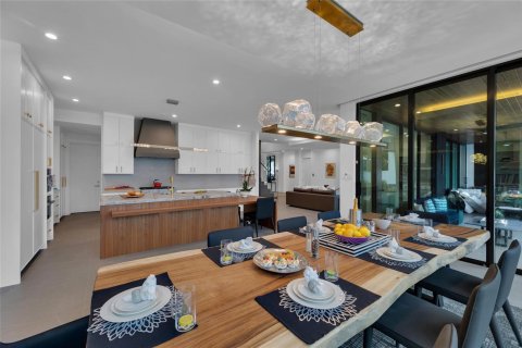Casa en venta en Fort Lauderdale, Florida, 5 dormitorios, 552.77 m2 № 2194955 - foto 10
