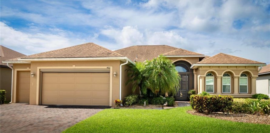 House in Lake Wales, Florida 3 bedrooms, 233.37 sq.m. № 1878125