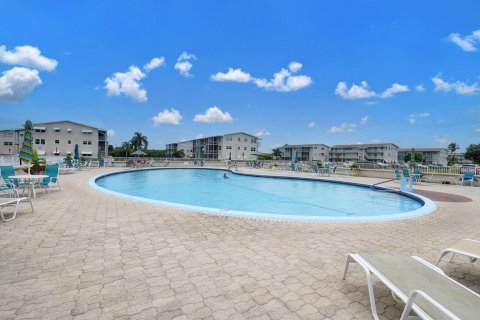 Condo in Boynton Beach, Florida, 1 bedroom  № 2190953 - photo 17