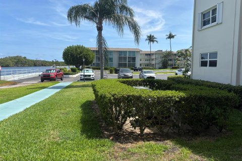 Condo in Boynton Beach, Florida, 1 bedroom  № 2190953 - photo 3