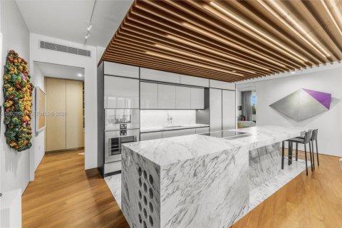Copropriété à vendre à Miami Beach, Floride: 2 chambres, 185.8 m2 № 2256825 - photo 18