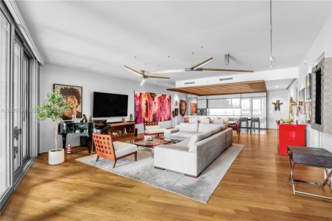 Copropriété à vendre à Miami Beach, Floride: 2 chambres, 185.8 m2 № 2256825 - photo 2