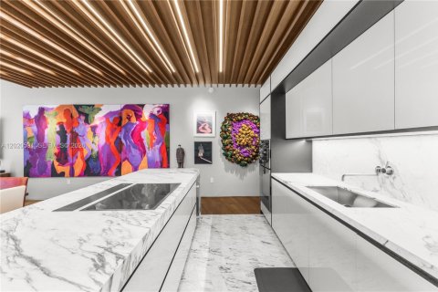Copropriété à vendre à Miami Beach, Floride: 2 chambres, 185.8 m2 № 2256825 - photo 20