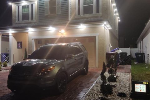 Villa ou maison à louer à Kissimmee, Floride: 3 chambres, 172.8 m2 № 2431844 - photo 3