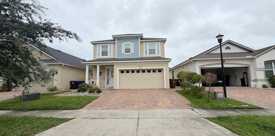 Villa ou maison à Kissimmee, Floride 3 chambres, 172.8 m2 № 2431844
