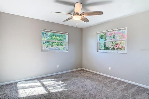 House in Tarpon Springs, Florida 3 bedrooms, 164.25 sq.m. № 1587724 - photo 30