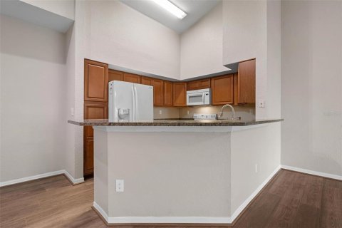 Condominio en venta en Sarasota, Florida, 1 dormitorio, 88.16 m2 № 2195620 - foto 3