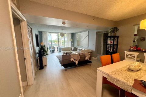 Condominio en venta en Dania Beach, Florida, 2 dormitorios, 89.19 m2 № 2042829 - foto 4