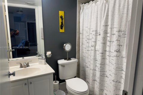 Condominio en venta en Dania Beach, Florida, 2 dormitorios, 89.19 m2 № 2042829 - foto 11