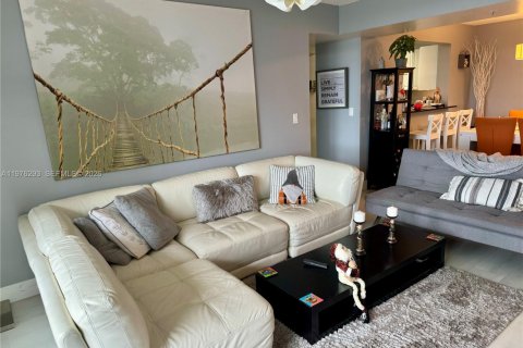 Condominio en venta en Dania Beach, Florida, 2 dormitorios, 89.19 m2 № 2042829 - foto 16