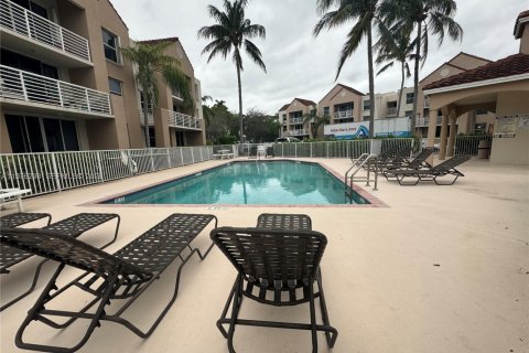 Condominio en venta en Dania Beach, Florida, 2 dormitorios, 89.19 m2 № 2042829 - foto 23