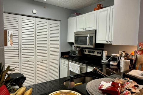 Condominio en venta en Dania Beach, Florida, 2 dormitorios, 89.19 m2 № 2042829 - foto 22