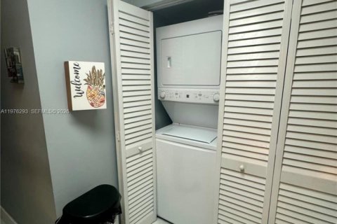 Condominio en venta en Dania Beach, Florida, 2 dormitorios, 89.19 m2 № 2042829 - foto 21