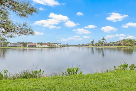 Copropriété à vendre à Saint Petersburg, Floride: 4 chambres, 181.16 m2 № 1824849 - photo 3