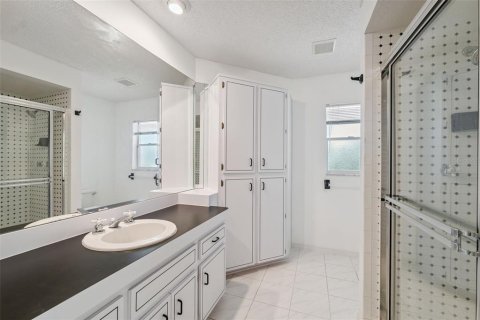 Casa en venta en Spring Hill, Florida, 3 dormitorios, 206.43 m2 № 1815103 - foto 30