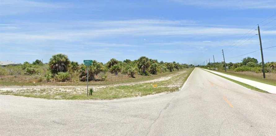 Terrain à Port Charlotte, Floride № 2396156