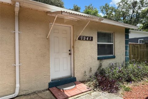 Villa ou maison à vendre à Wildwood, Floride: 2 chambres, 77.29 m2 № 1911972 - photo 2