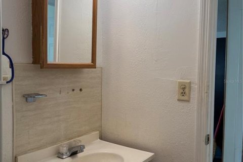 Villa ou maison à vendre à Wildwood, Floride: 2 chambres, 77.29 m2 № 1911972 - photo 6