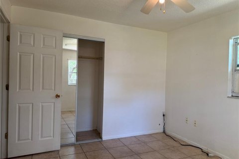 Villa ou maison à vendre à Wildwood, Floride: 2 chambres, 77.29 m2 № 1911972 - photo 10