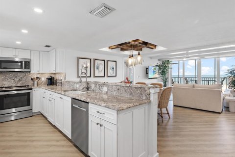 Купить кондоминиум в Сарасота, Флорида 5 комнат, 118.08м2, № 1829652 - фото 14