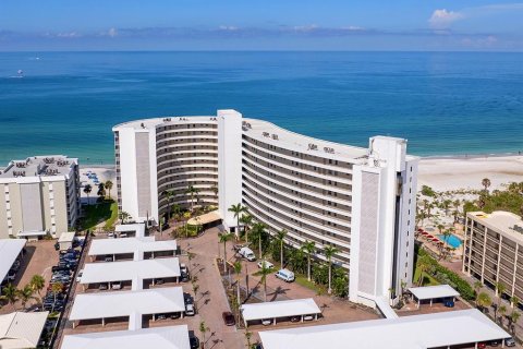 Купить кондоминиум в Сарасота, Флорида 5 комнат, 118.08м2, № 1829652 - фото 1