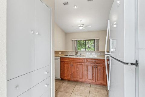 Villa ou maison à vendre à Ocala, Floride: 2 chambres, 101.08 m2 № 2211370 - photo 10