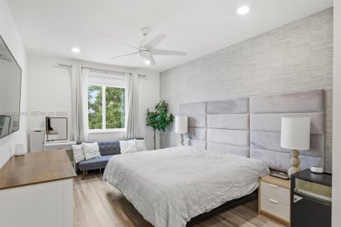 Condo in Doral, Florida, 3 bedrooms in LANDMARK  № 2082822 - photo 6