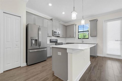 Touwnhouse à vendre à Orlando, Floride: 4 chambres, 180.69 m2 № 1690225 - photo 4