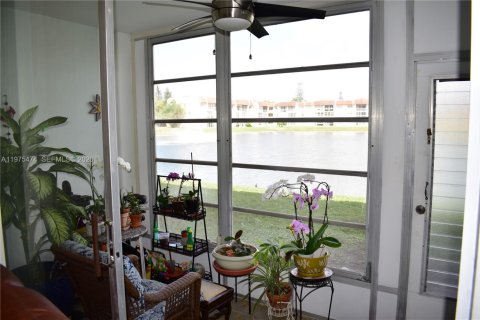 Condominio en venta en Sunrise, Florida, 2 dormitorios, 78.97 m2 № 2038452 - foto 19