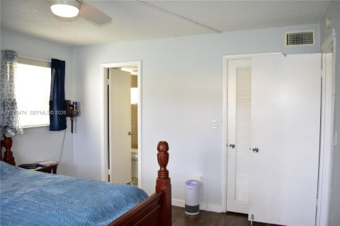 Condominio en venta en Sunrise, Florida, 2 dormitorios, 78.97 m2 № 2038452 - foto 26