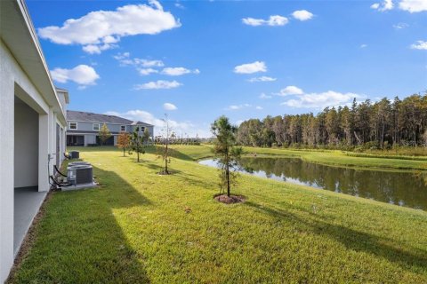 Adosado en venta en Wesley Chapel, Florida, 3 dormitorios, 155.43 m2 № 1910287 - foto 16
