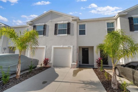 Adosado en venta en Wesley Chapel, Florida, 3 dormitorios, 155.43 m2 № 1910287 - foto 2